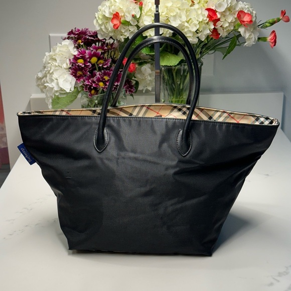 Burberry Blue Label Black & Nova Check Tote Bag EUC! + COA - Picture 1 of 12